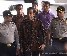 Jokowi Ke Makam Soekarno